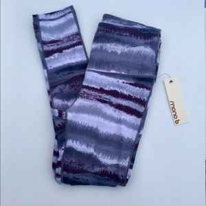 NWT Mobe Athletic Leggings Zipper Pocket Abstract Print